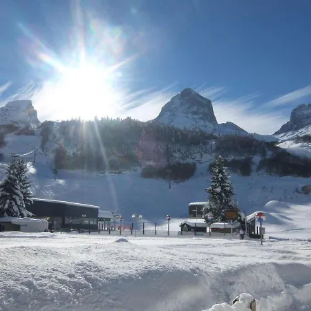 3 Pers Proche Pistes, Balcon Et Cheminee - Fr-1-400-118